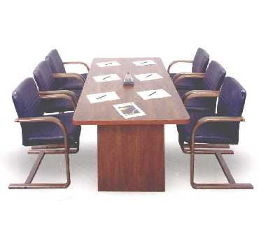 Мебель для кабинетов руководителей 
в Санкт-Петербургских мебельных салонах 
Оптима-М